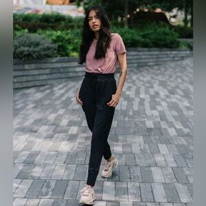 ZYIA Active Black Perfection Joggers Size Large